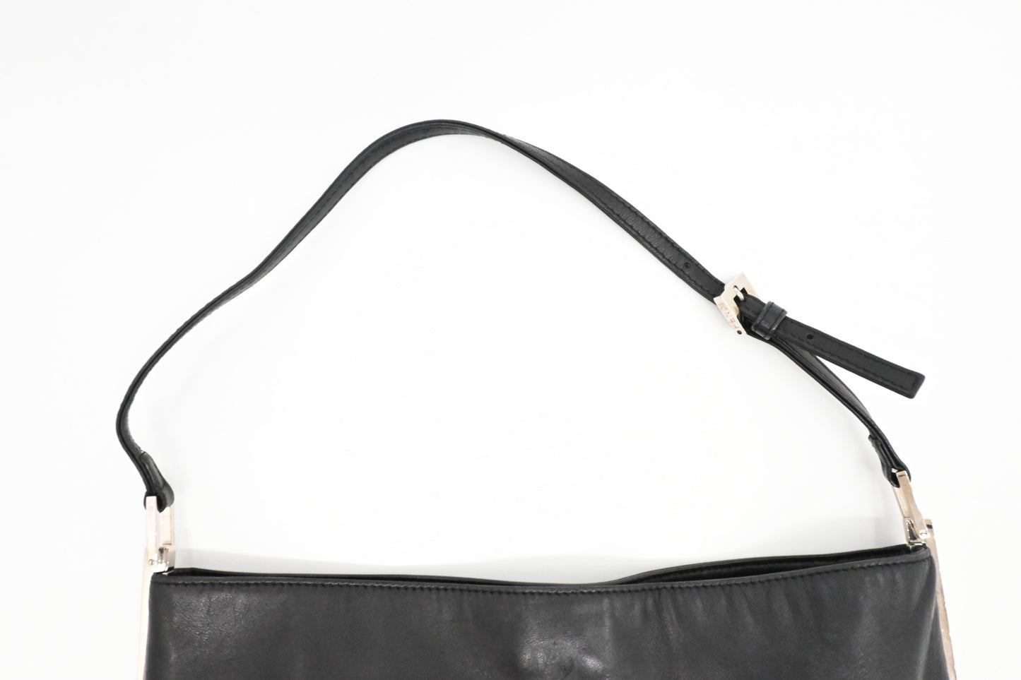 Fendi Shoulder Pochette in Black Leather