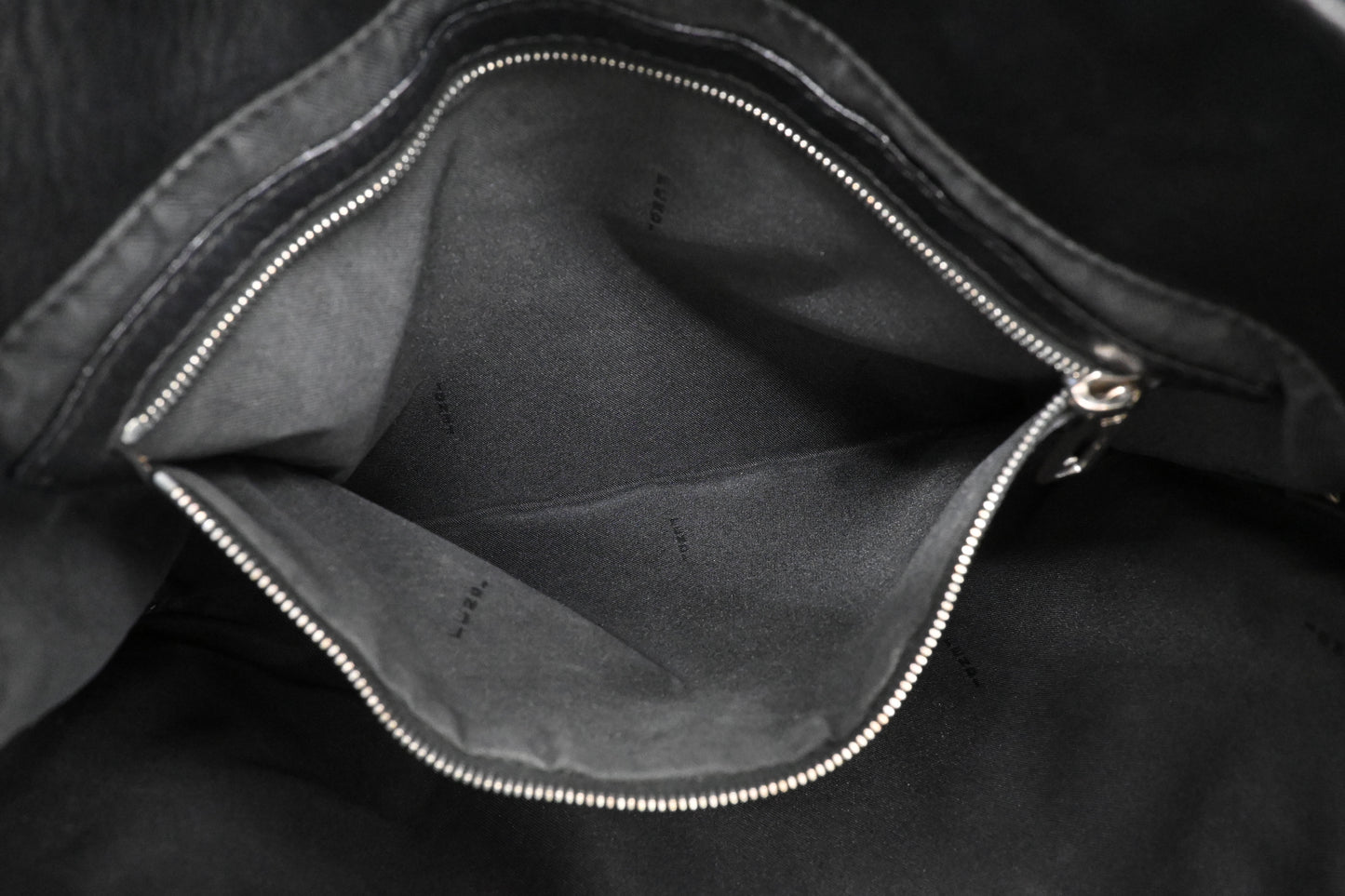Fendi Shoulder Pochette in Black Leather