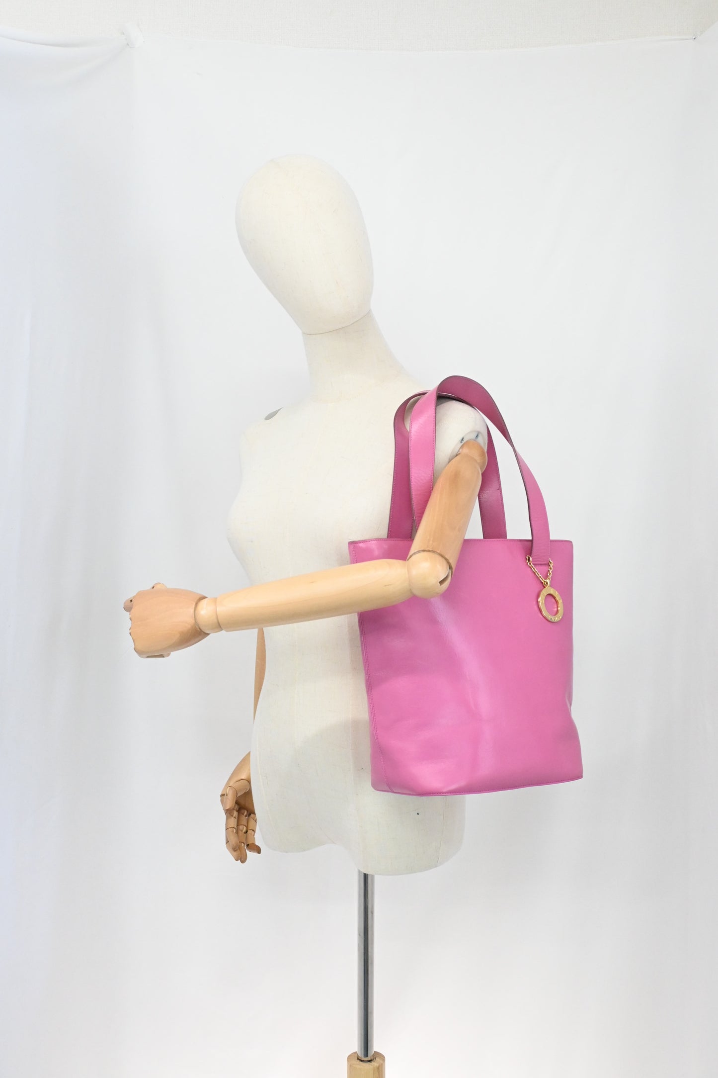 Celine Shoulder Bag in Pink Leather