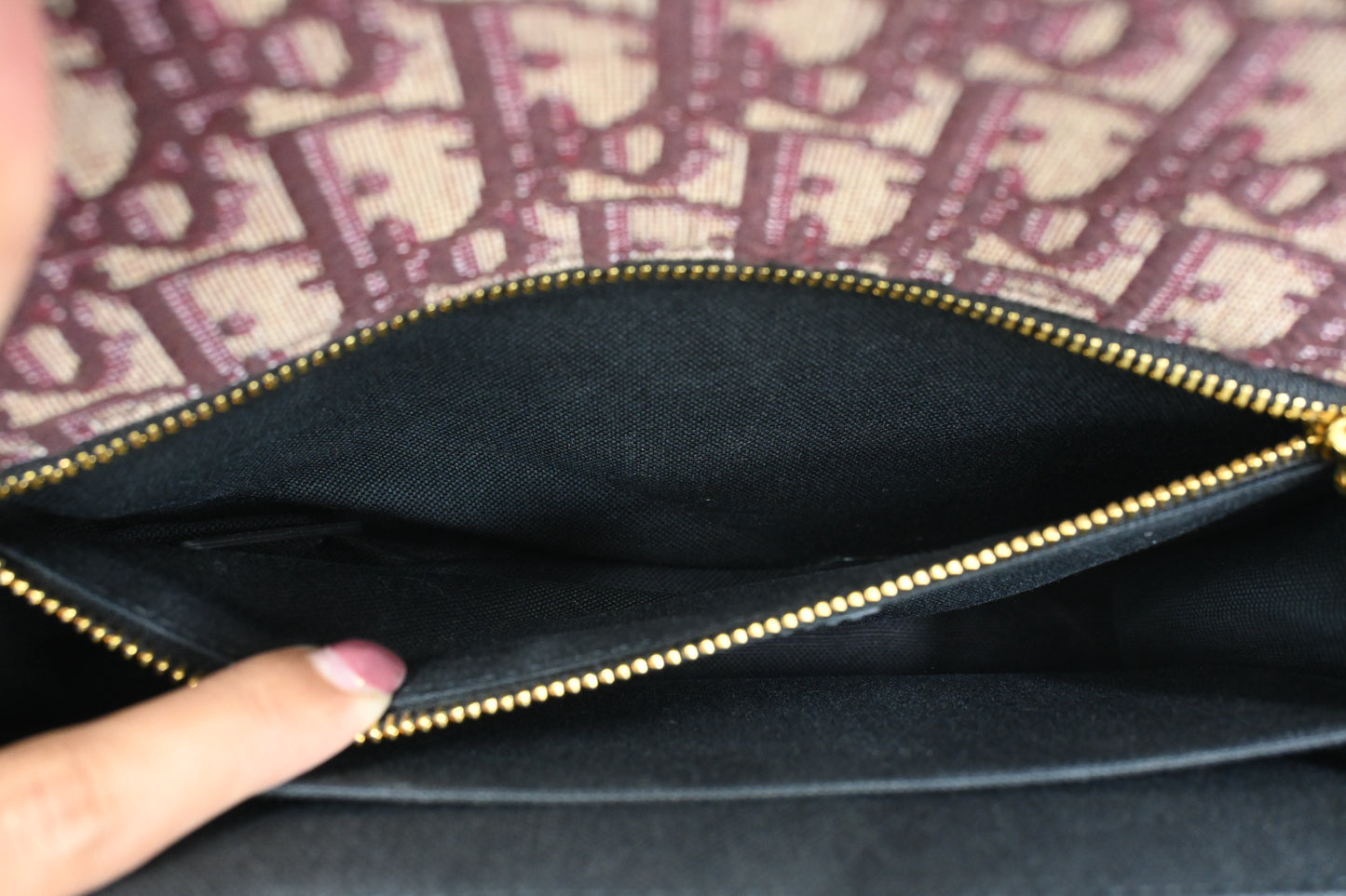 Dior Montaigne 30 in Burgundy Oblique Canvas