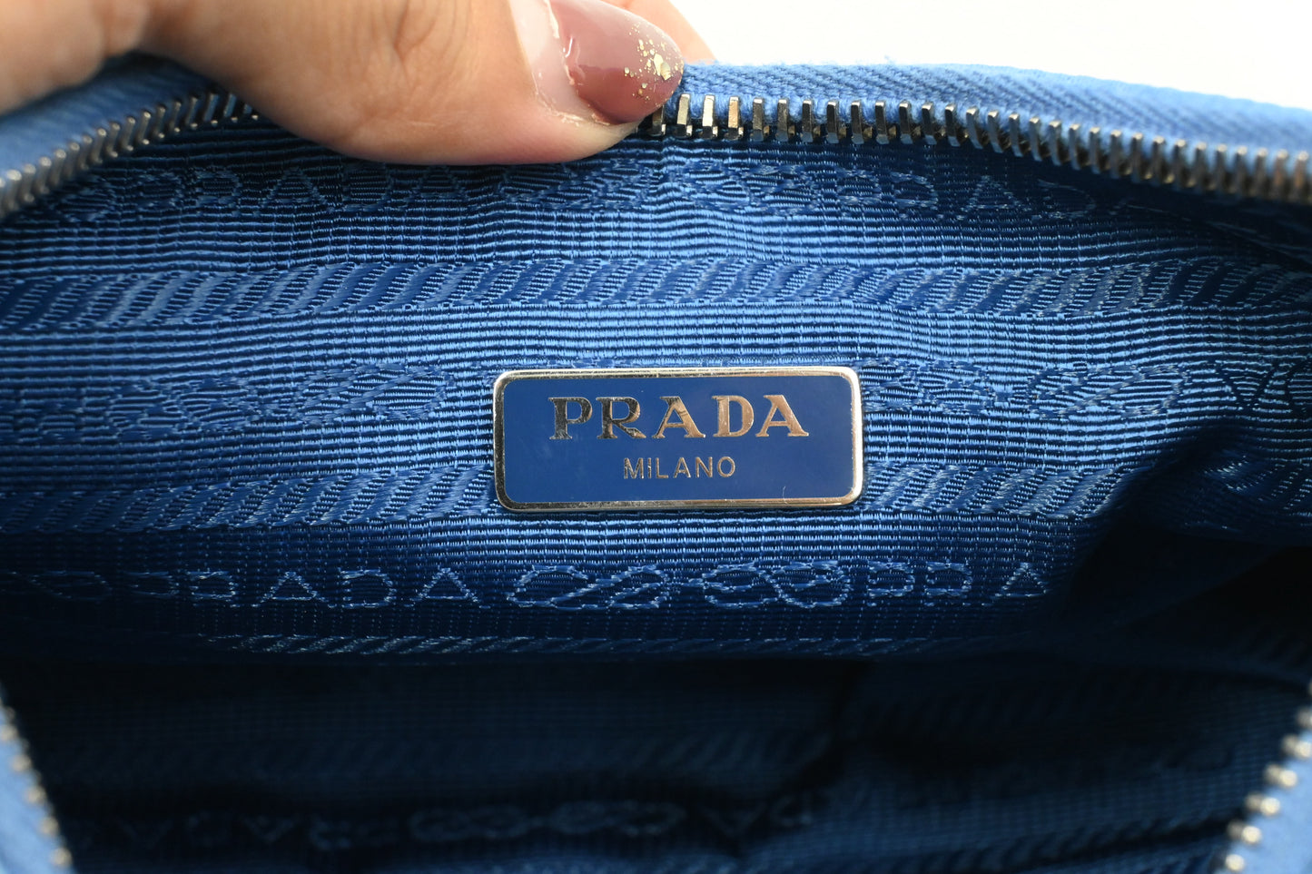 Prada Re-Edition 2005 in Blue Nylon