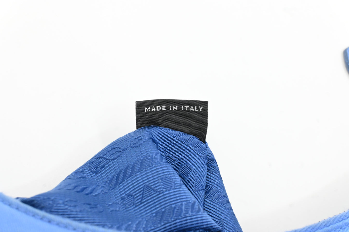 Prada Re-Edition 2005 in Blue Nylon