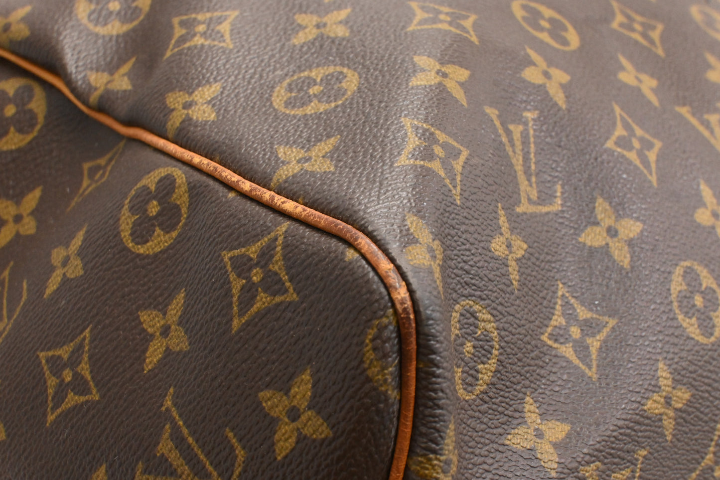 Louis Vuitton Keepall 60 in Monogram Canvas