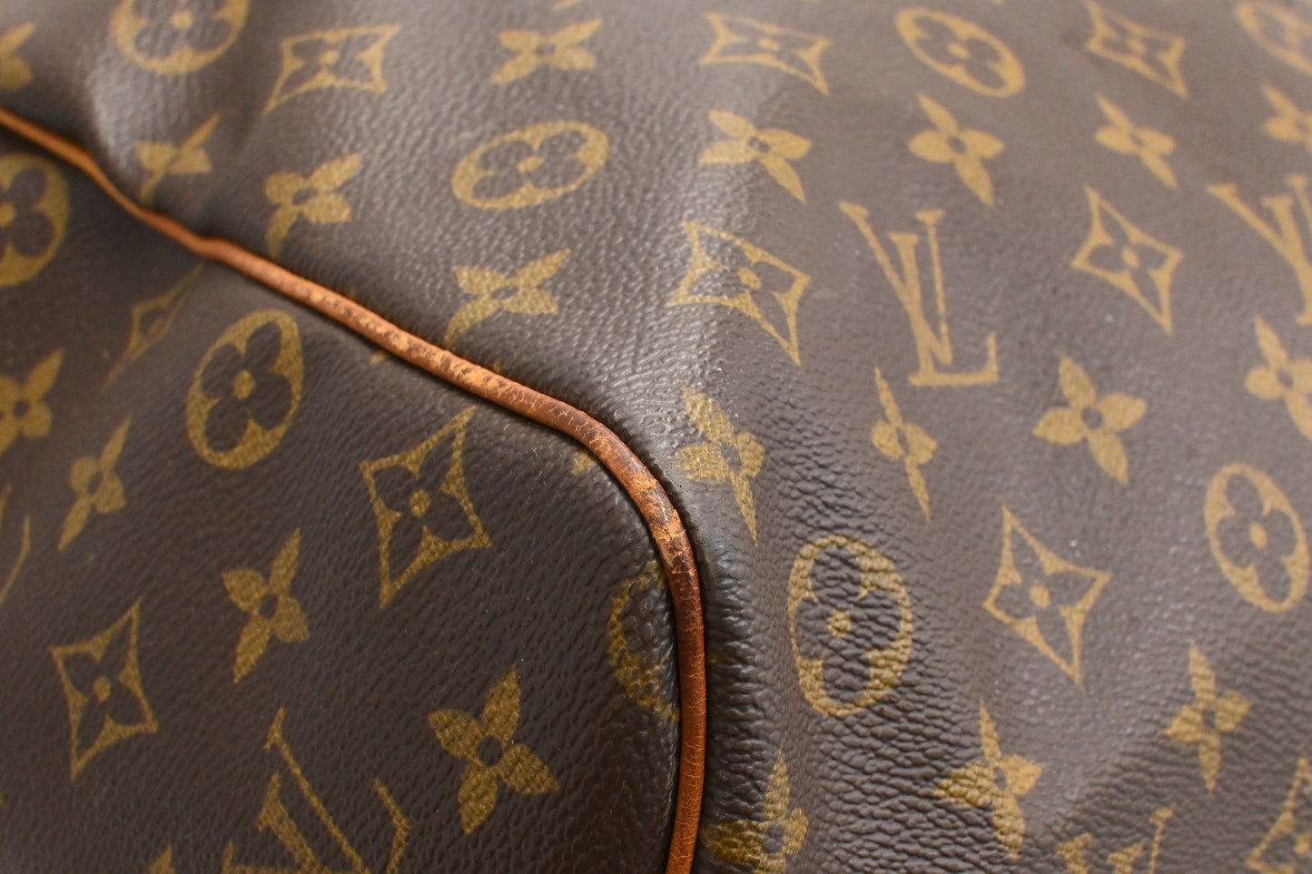 Louis Vuitton Keepall 60 in Monogram Canvas