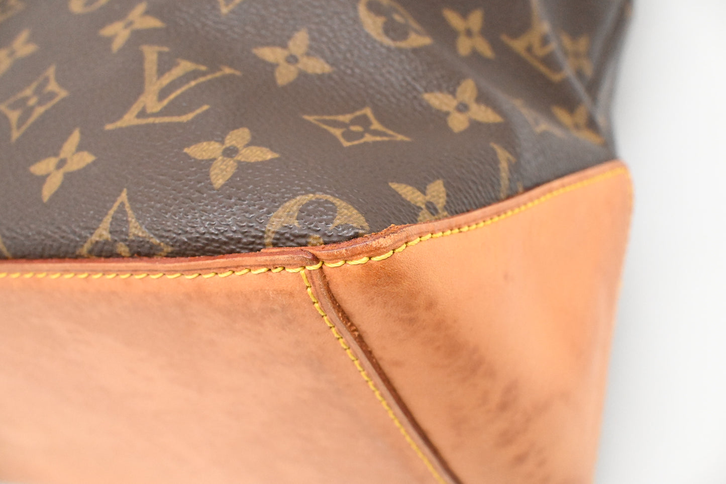 Louis Vuitton Cabas Mezzo in Monogram Canvas