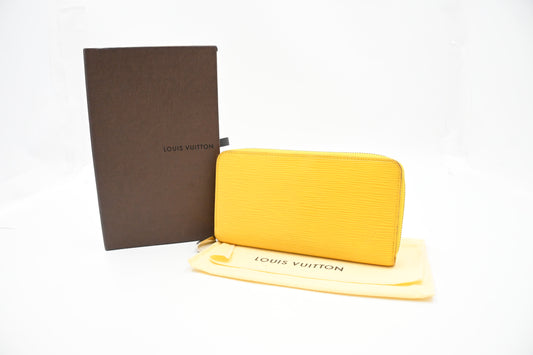 Louis Vuitton Zippy Wallet in Citron Epi Leather