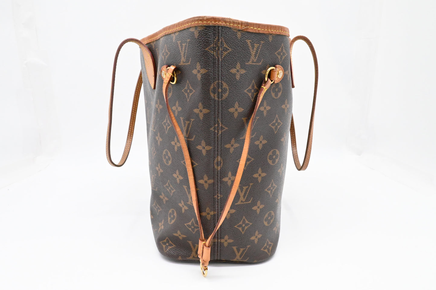 Louis Vuitton Neverfull MM in Monogram Canvas