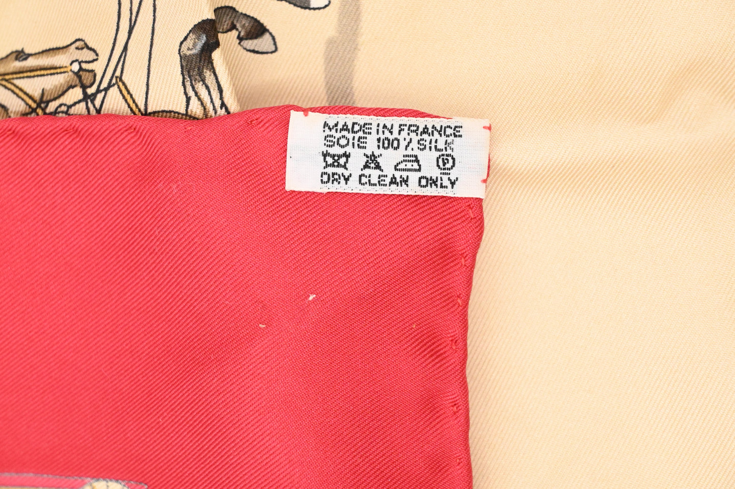Hermes 'Presentation de Chevaux' Carre 90 in Red Silk