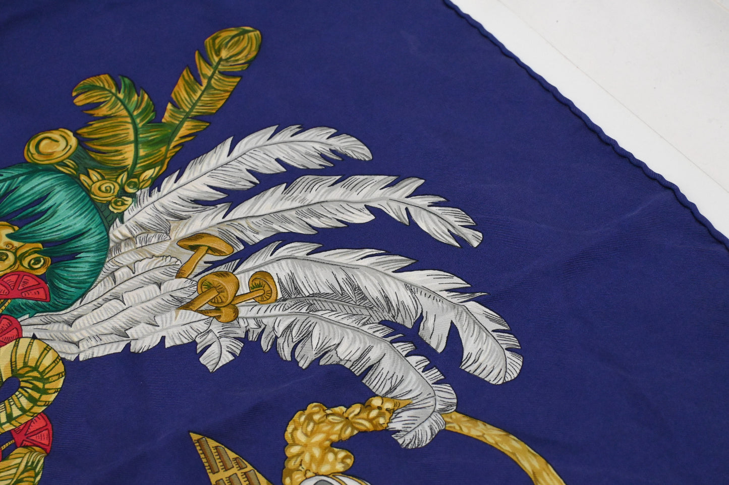 Hermes 'Chapeau' Carre 90 in Blue Silk