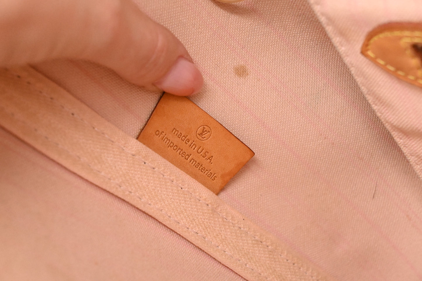 Louis Vuitton Neverfull MM in Damier Azur Canvas