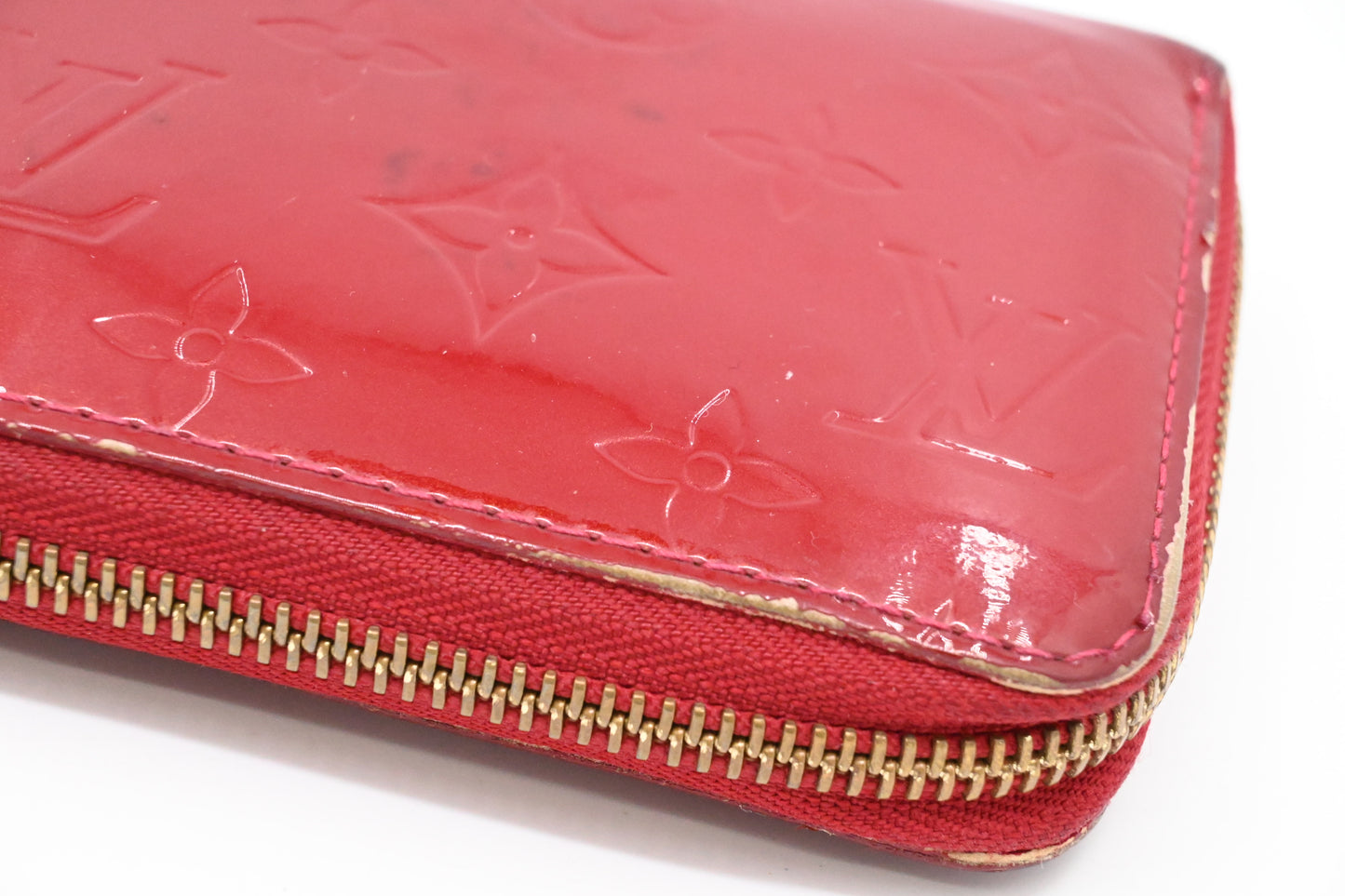 Louis Vuitton Long Zippy Wallet in Red Vernis Leather