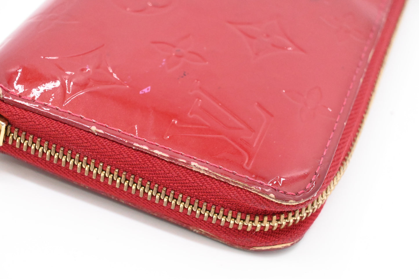 Louis Vuitton Long Zippy Wallet in Red Vernis Leather