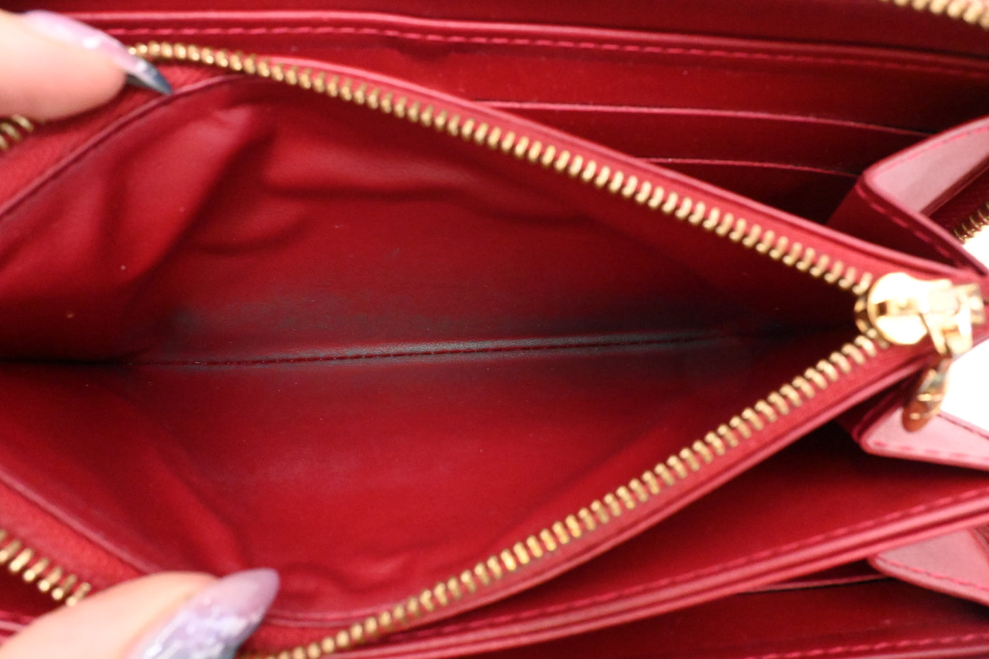 Louis Vuitton Long Zippy Wallet in Red Vernis Leather