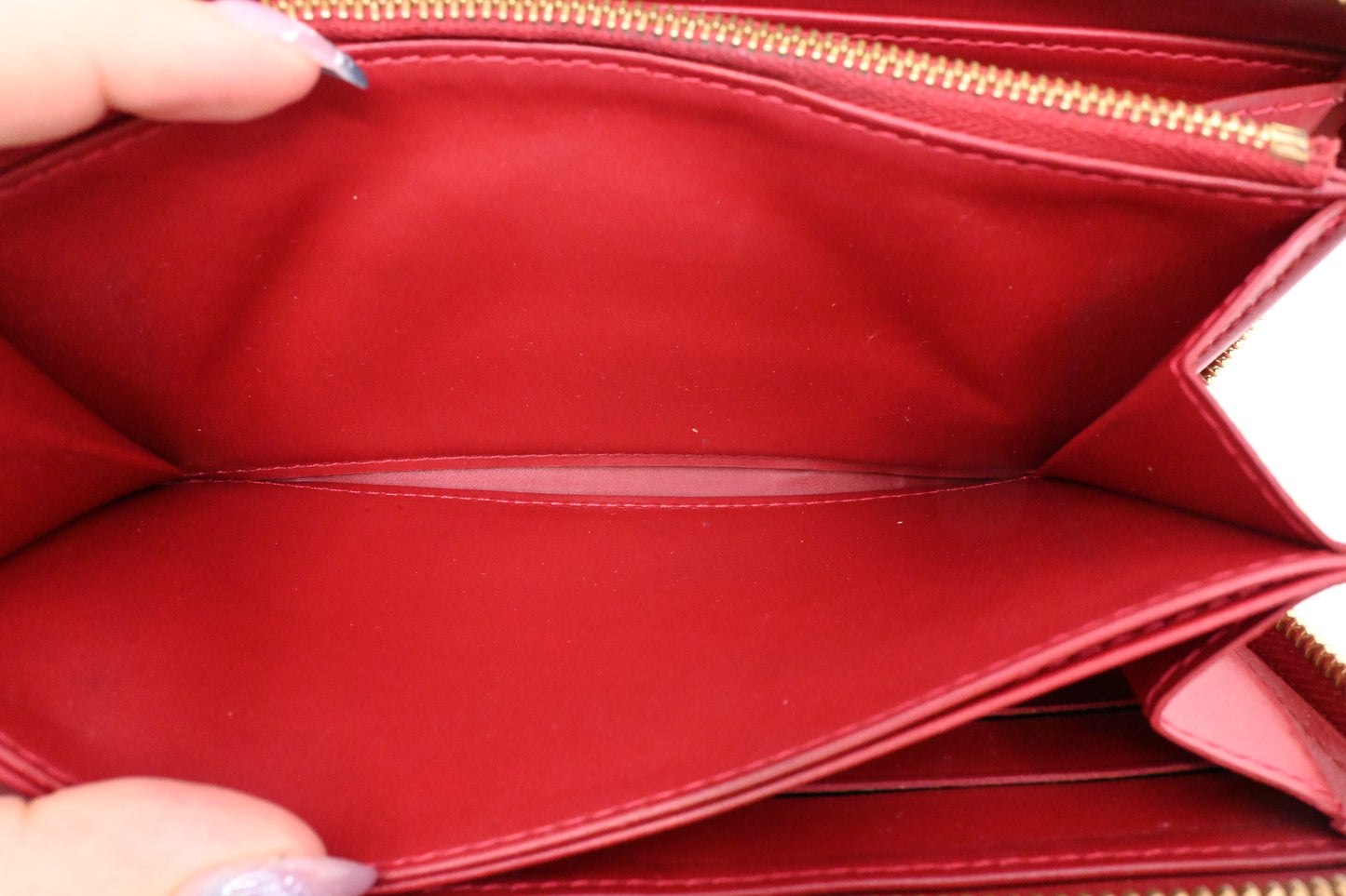 Louis Vuitton Long Zippy Wallet in Red Vernis Leather