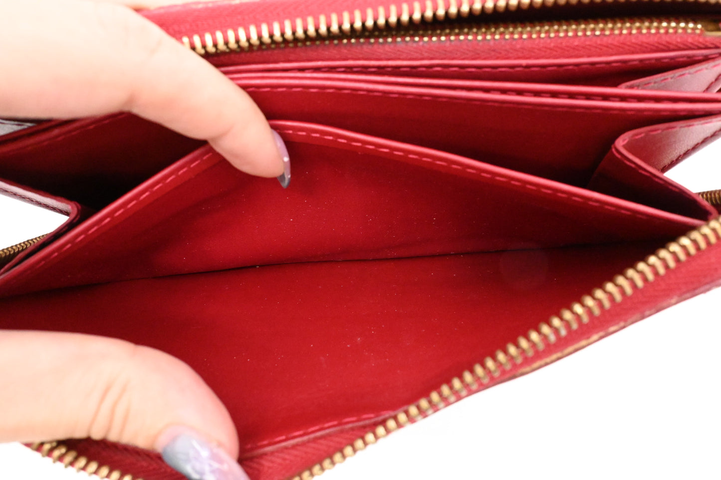 Louis Vuitton Long Zippy Wallet in Red Vernis Leather