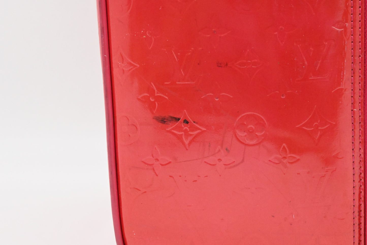 Louis Vuitton Pegase 45 in Grapefruit Vernis Leather