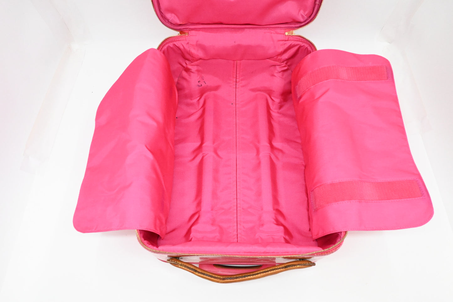 Louis Vuitton Pegase 45 in Grapefruit Vernis Leather