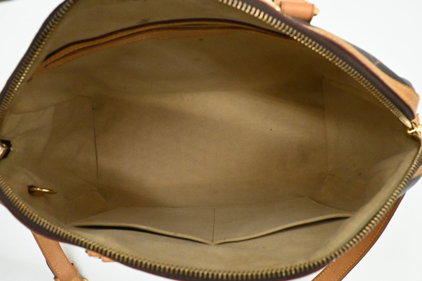 Louis Vuitton Retiro PM in Monogram Canvas
