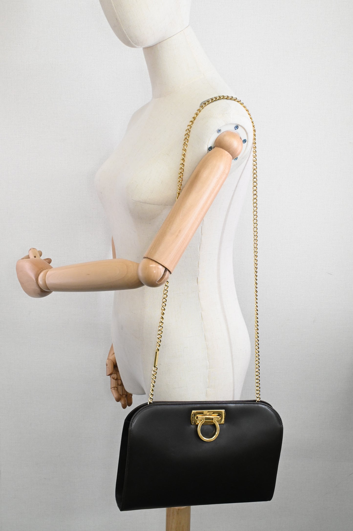 Ferragamo Shoulder Bag in Dark Brown Leather