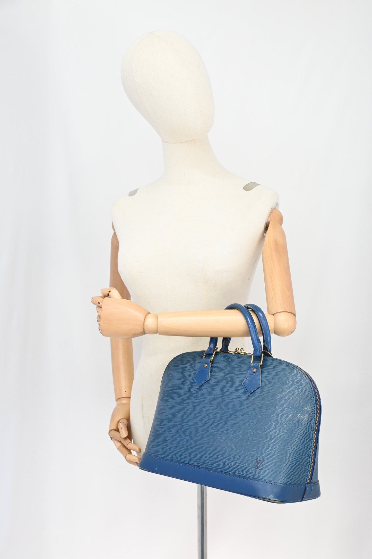 Louis Vuitton Alma PM in Blue Epi Leather