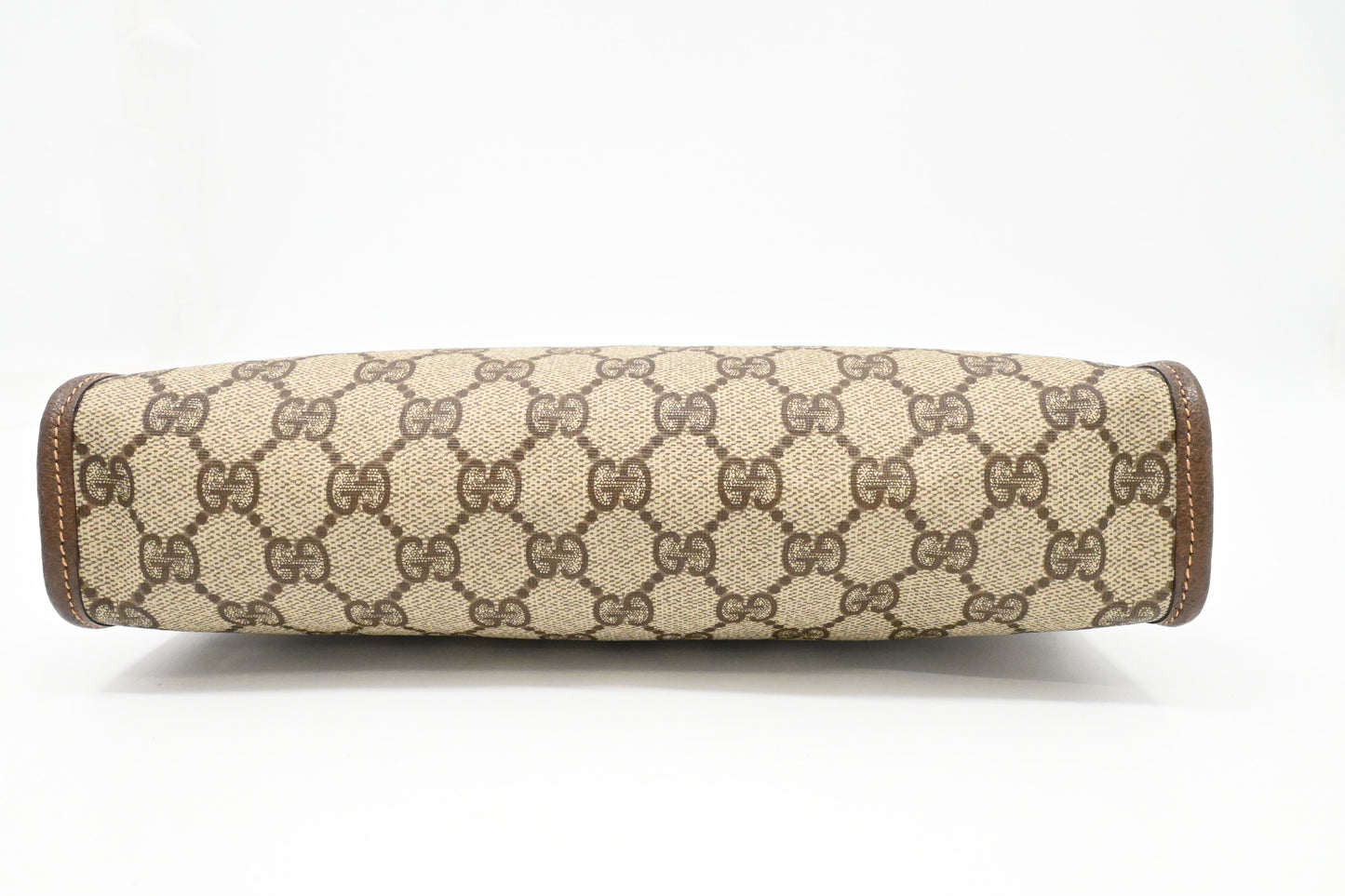 Gucci Clutch in GG Supreme Canvas