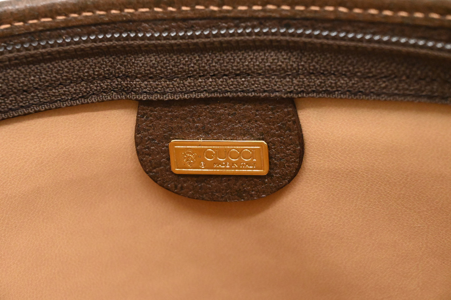 Gucci Clutch in GG Supreme Canvas