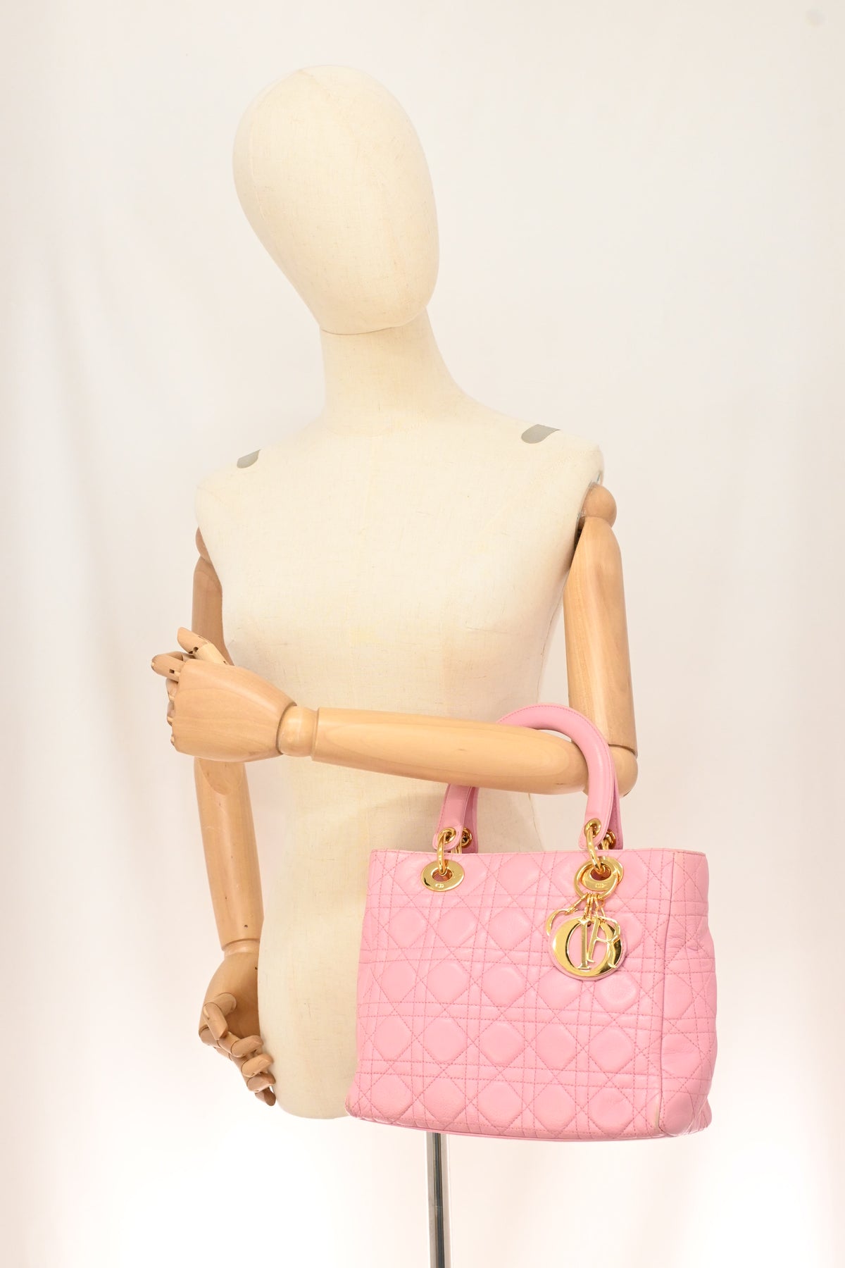 Dior Medium Lady Dior in Pink Cannage Leather
