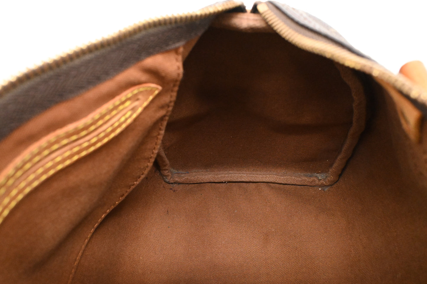 Louis Vuitton Speedy 25 in Monogram Canvas