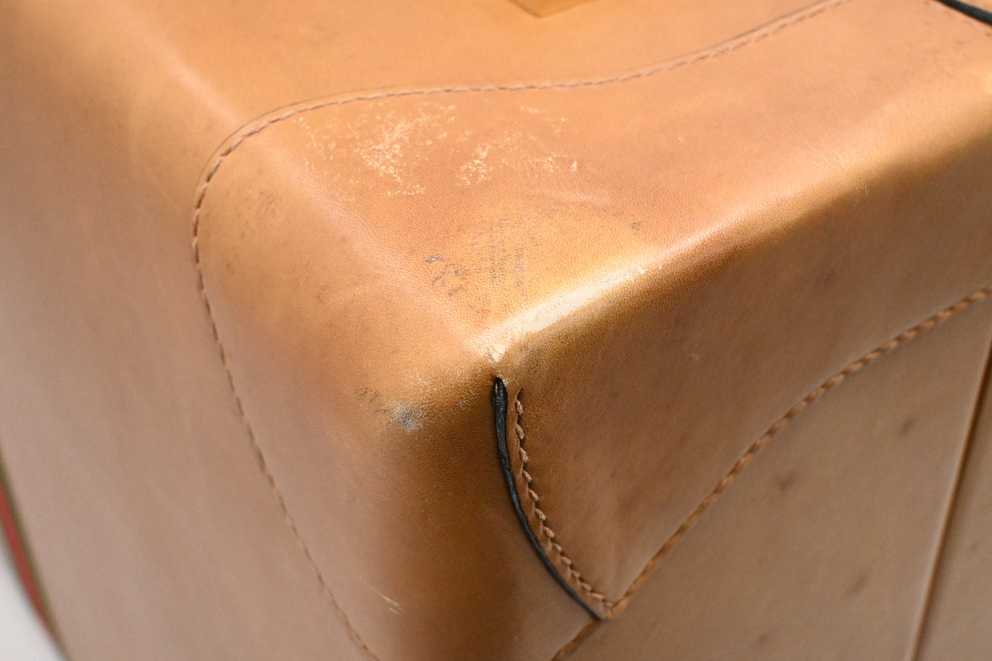 Gucci Suitcase in Tan Leather