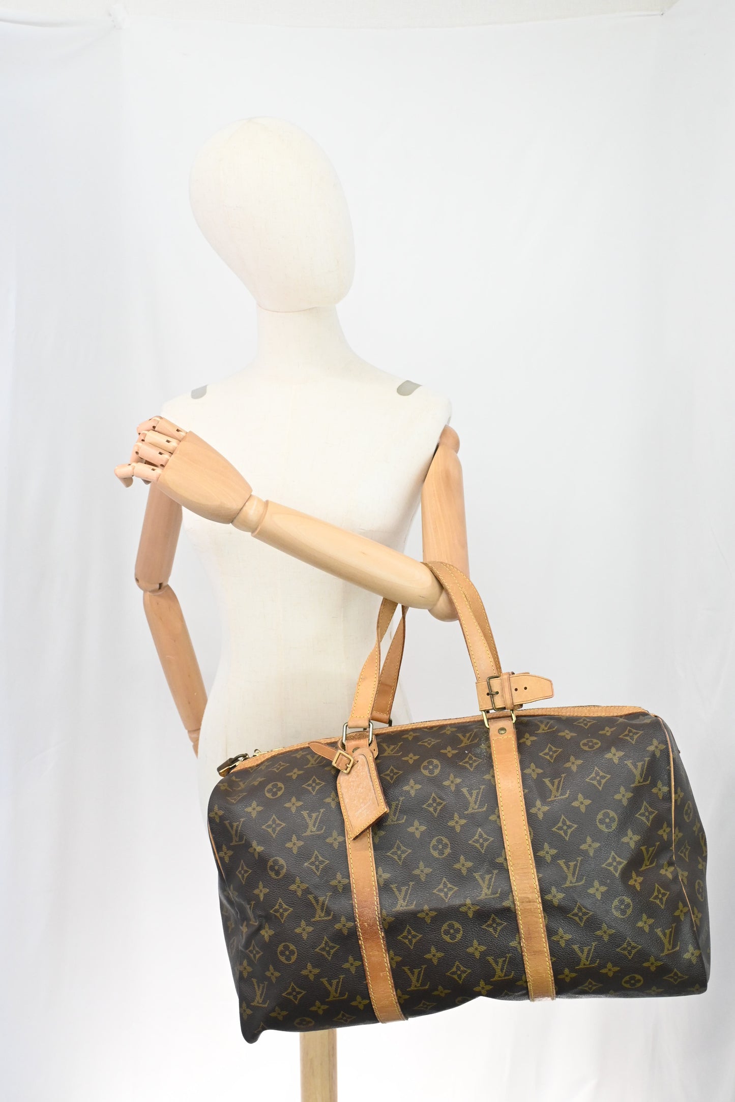Louis Vuitton Sac Souple 45 in Monogram Canvas
