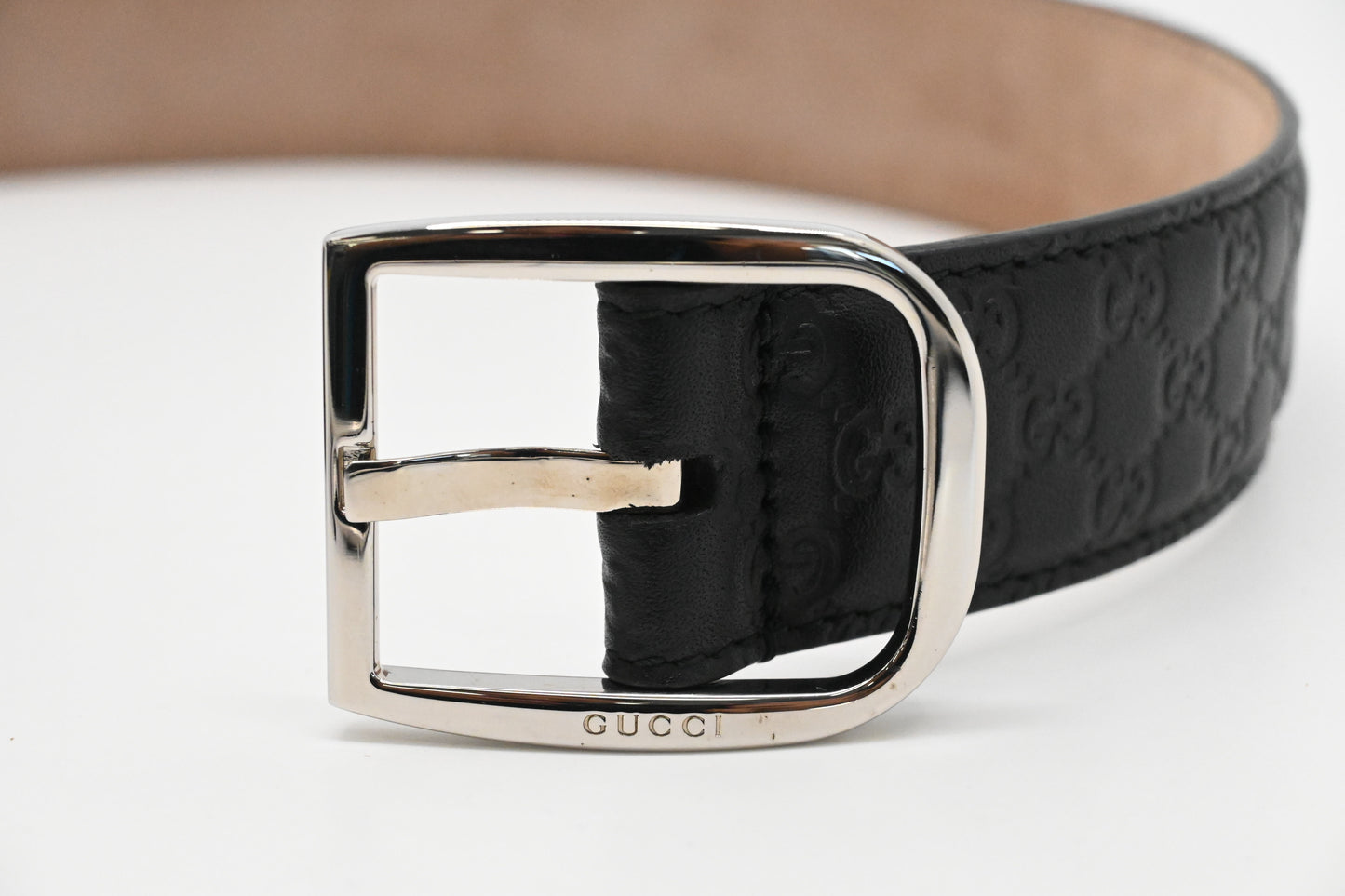 Gucci Belt in Black Microguccissima Leather