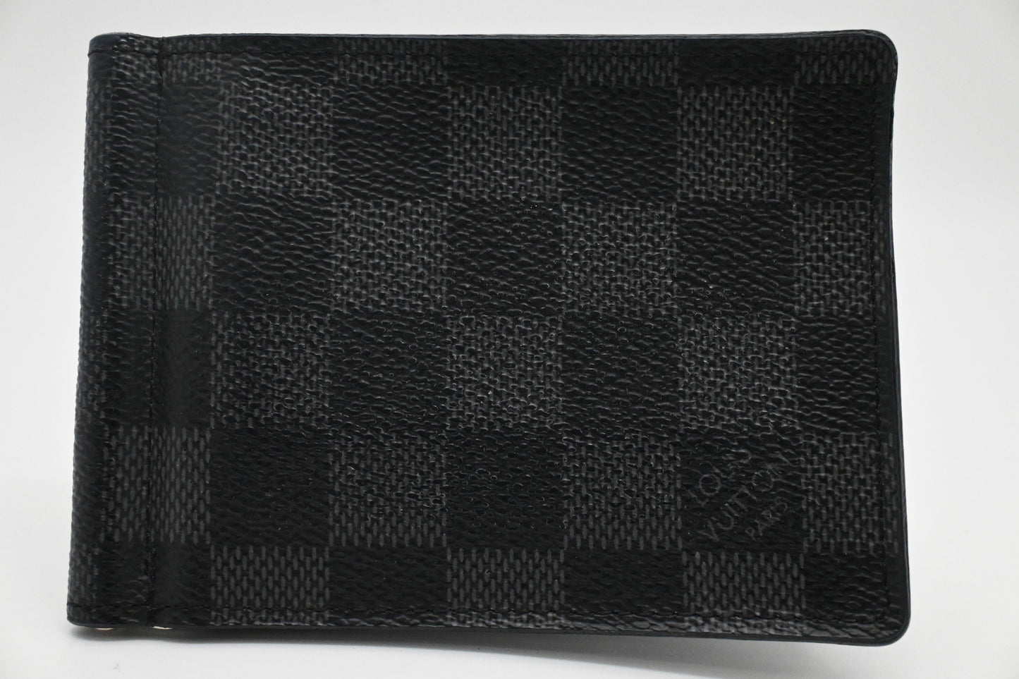 Louis Vuitton Money Clip Wallet in Damier Graphite Canvas
