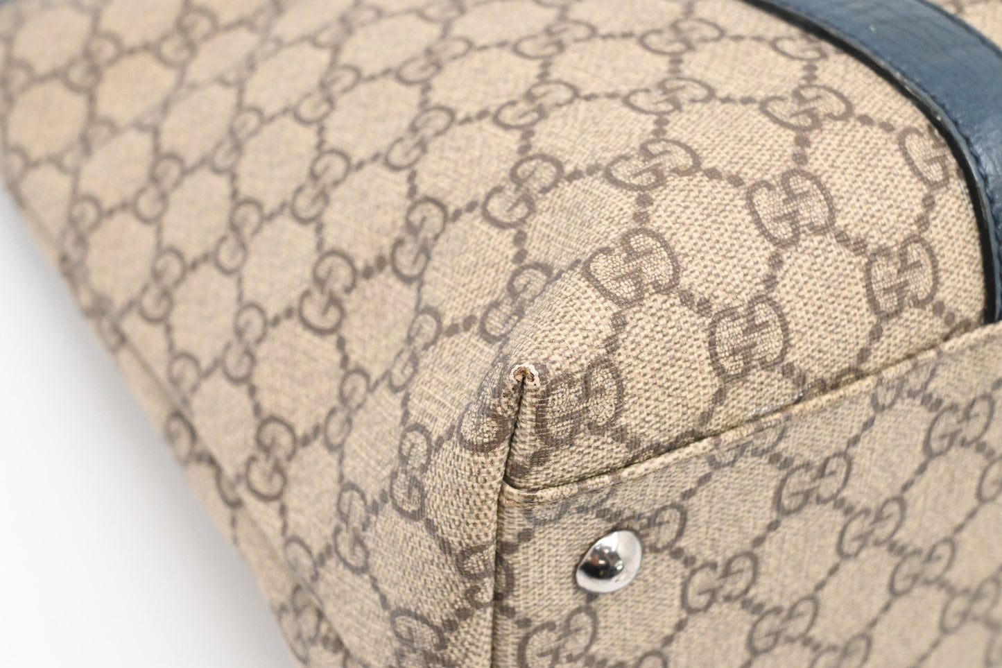 Gucci Joy Tote in GG Supreme Canvas