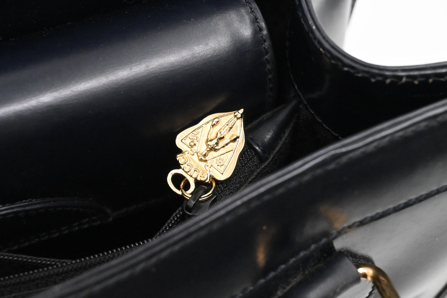 Gucci Medium Diana in Dark Blue Leather