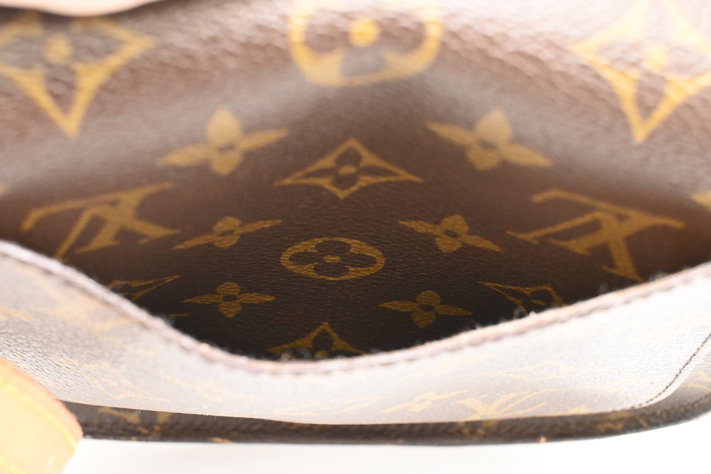 Louis Vuitton Saint Cloud PM in Monogram Canvas