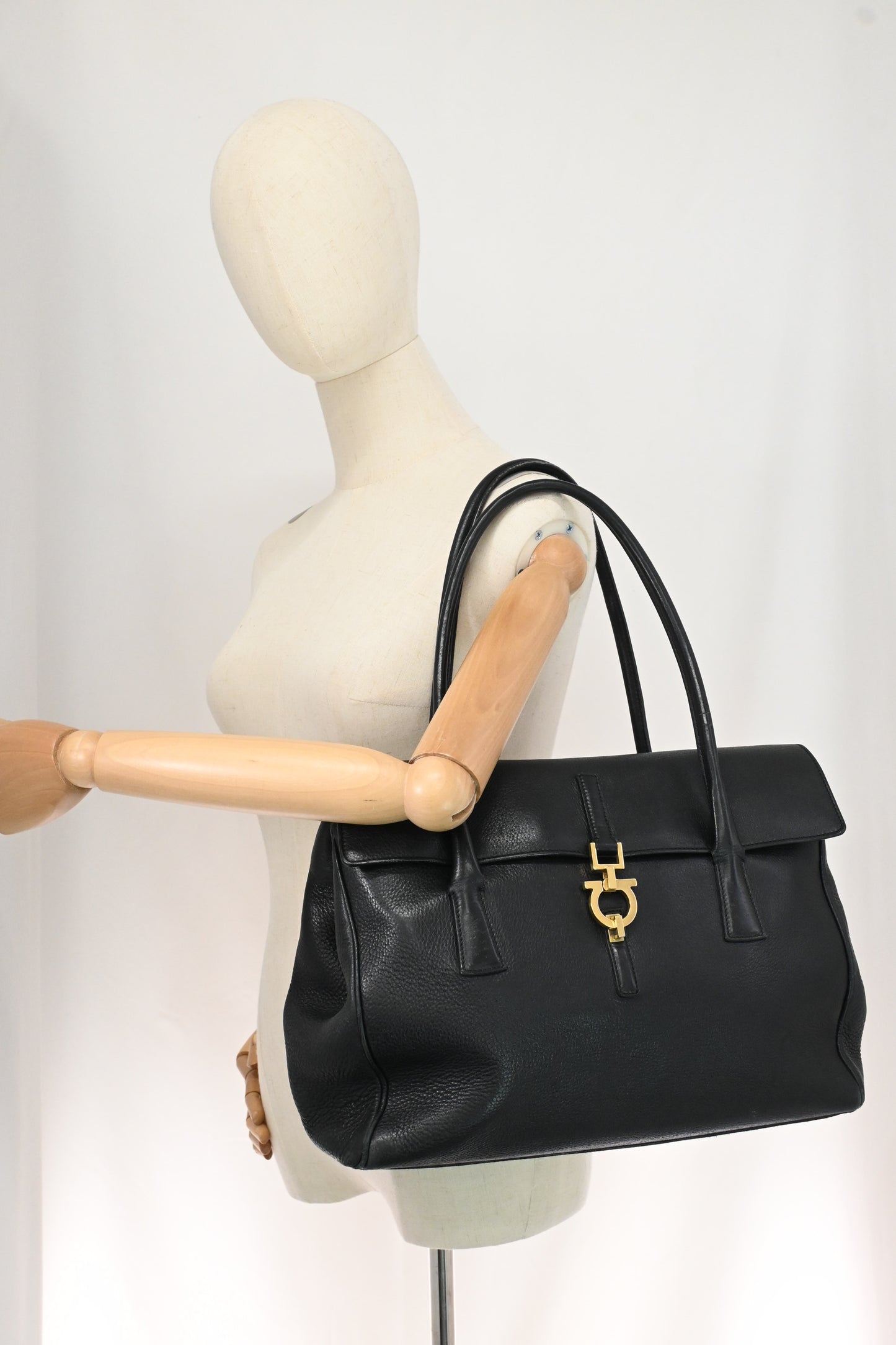 Ferragamo Ganicini Shoulder Bag in Black Boarskin Leather