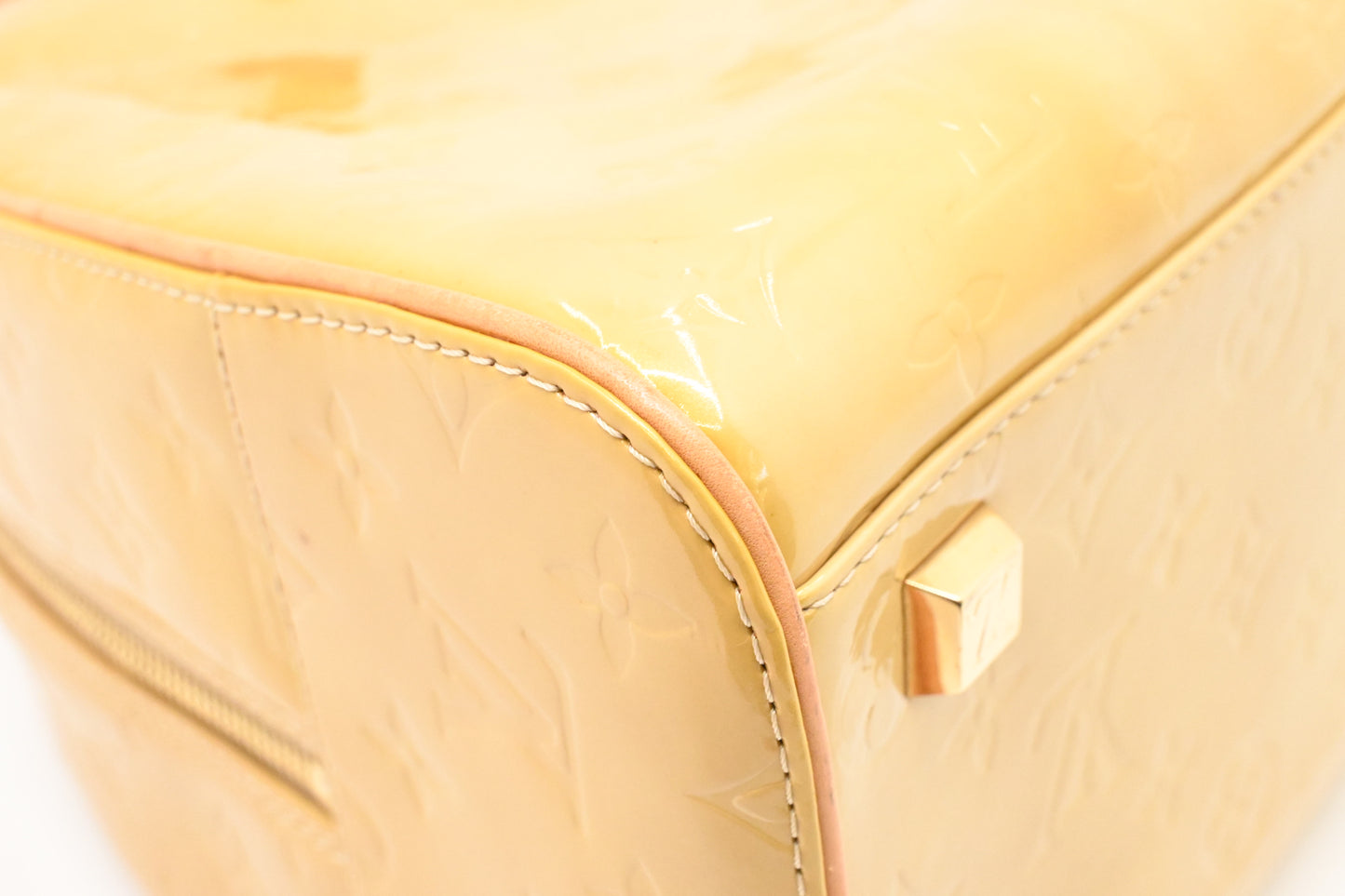 Louis Vuitton Thompkins Square in Yellow Vernis Leather