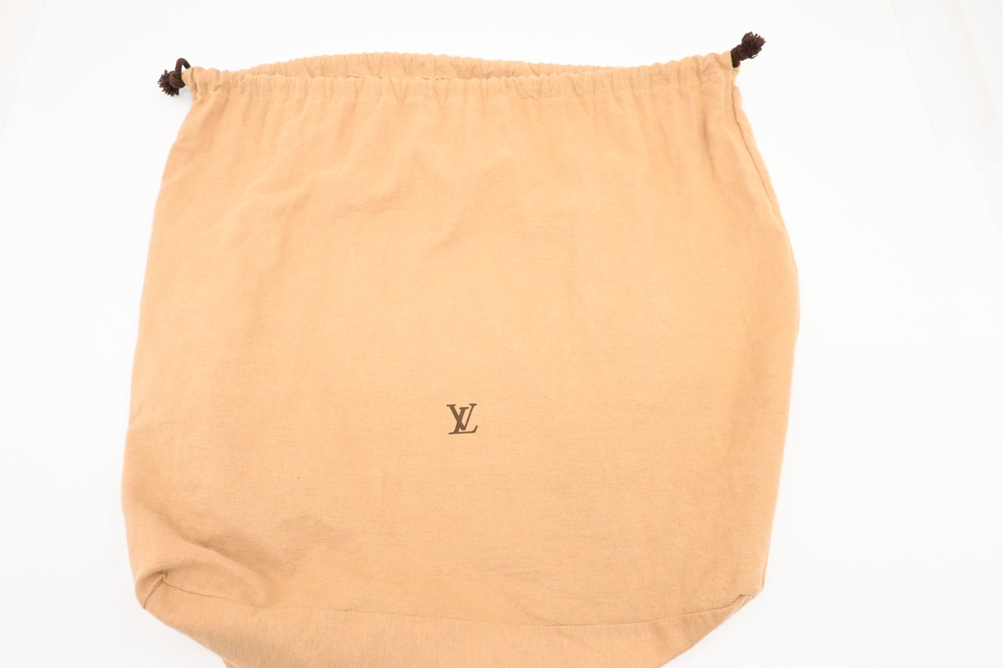 Louis Vuitton Thompkins Square in Yellow Vernis Leather