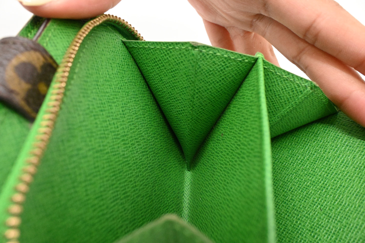 Louis Vuitton Zippy Compact Wallet in Green Perforated Monogram Canvas