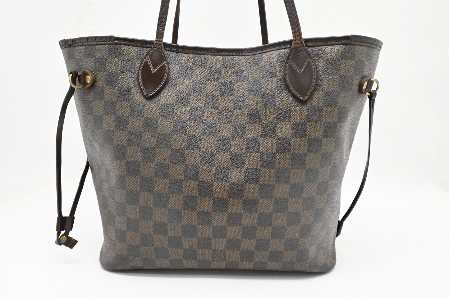 Louis Vuitton Neverfull MM in Damier Ebene Canvas