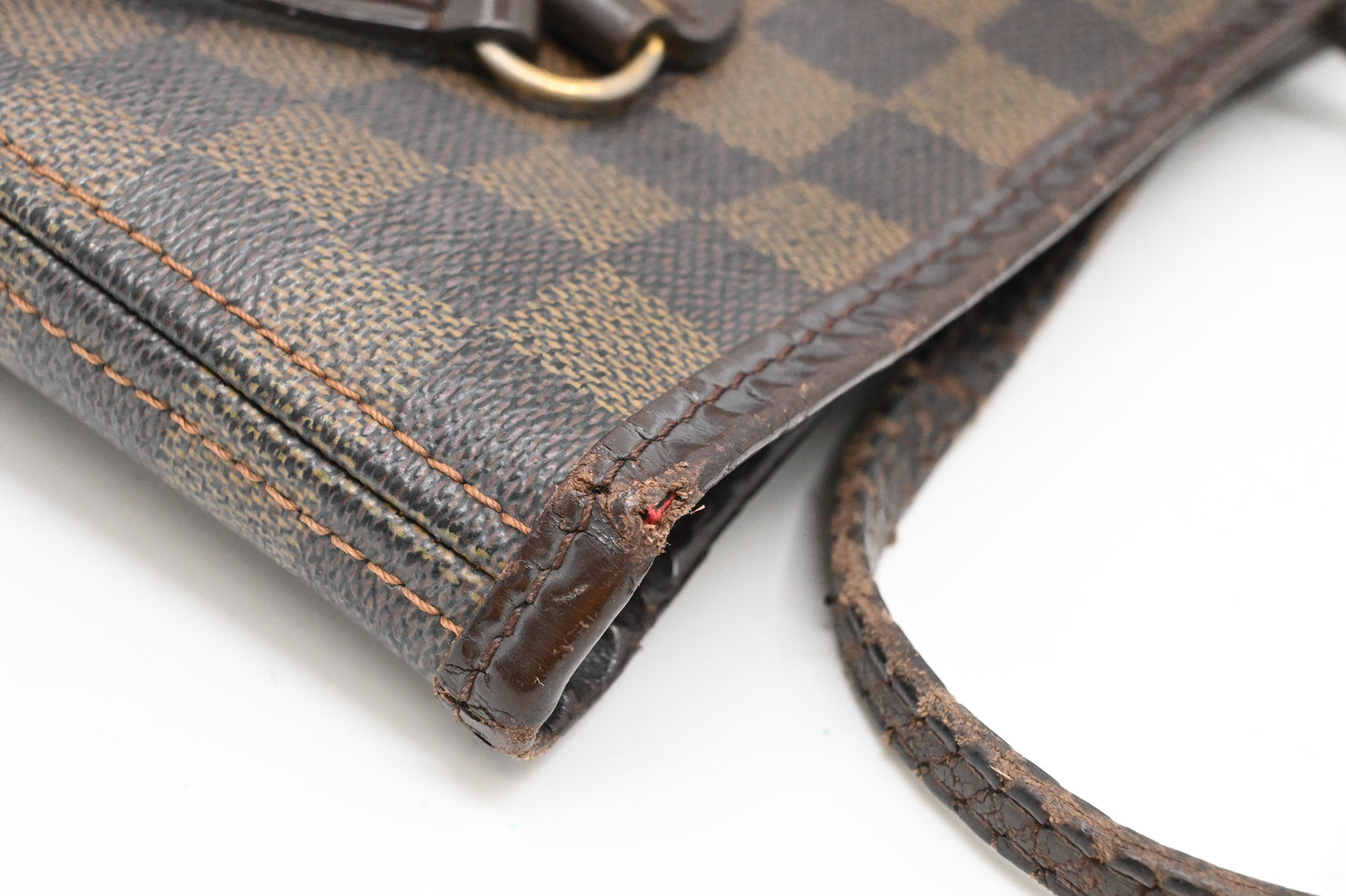 Louis Vuitton Neverfull MM in Damier Ebene Canvas