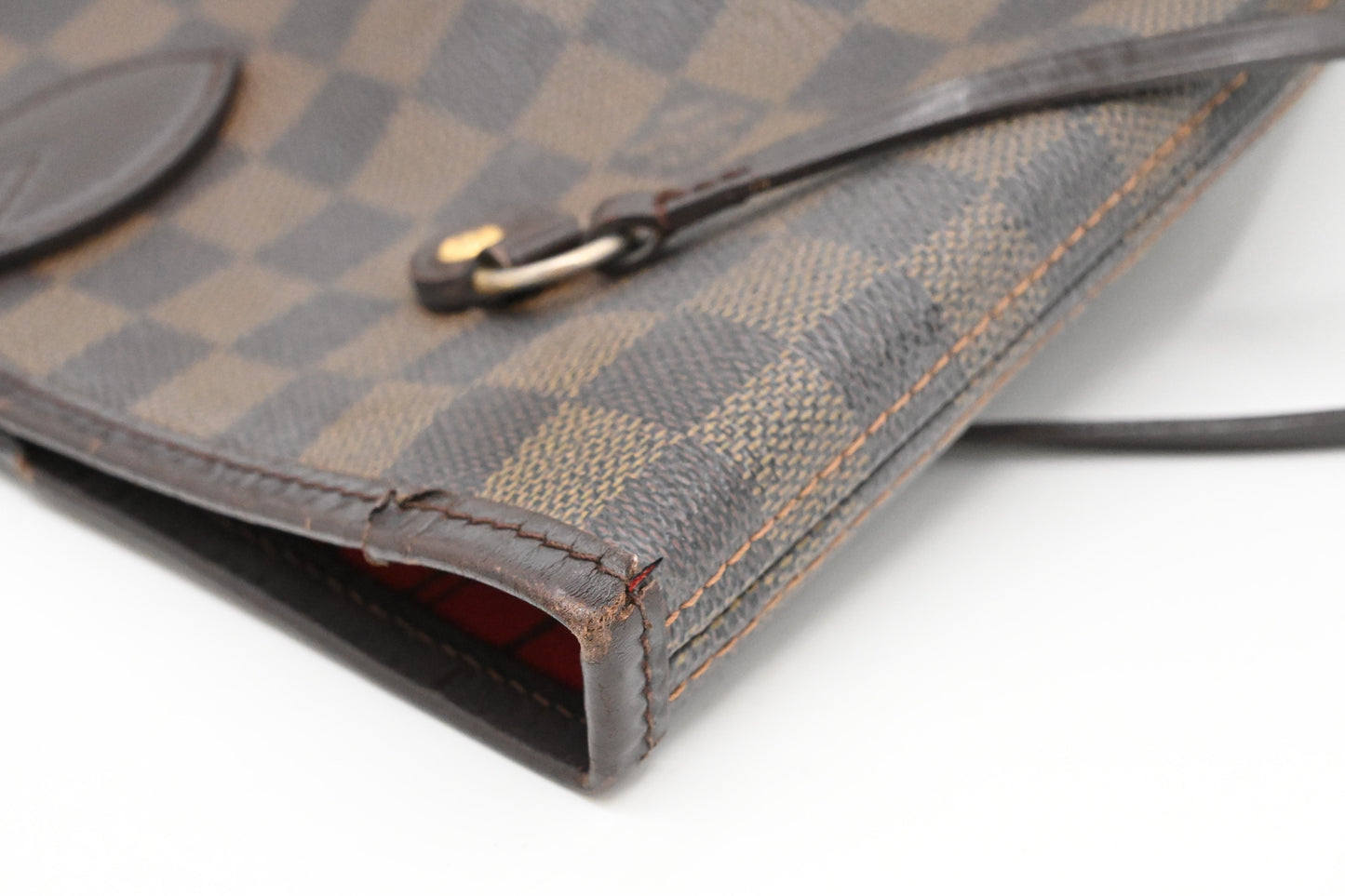 Louis Vuitton Neverfull MM in Damier Ebene Canvas
