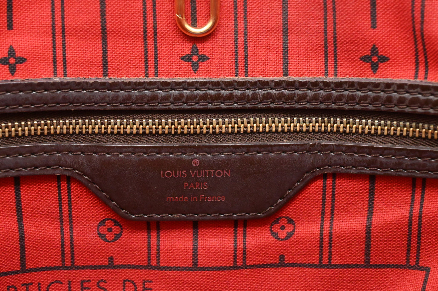 Louis Vuitton Neverfull MM in Damier Ebene Canvas