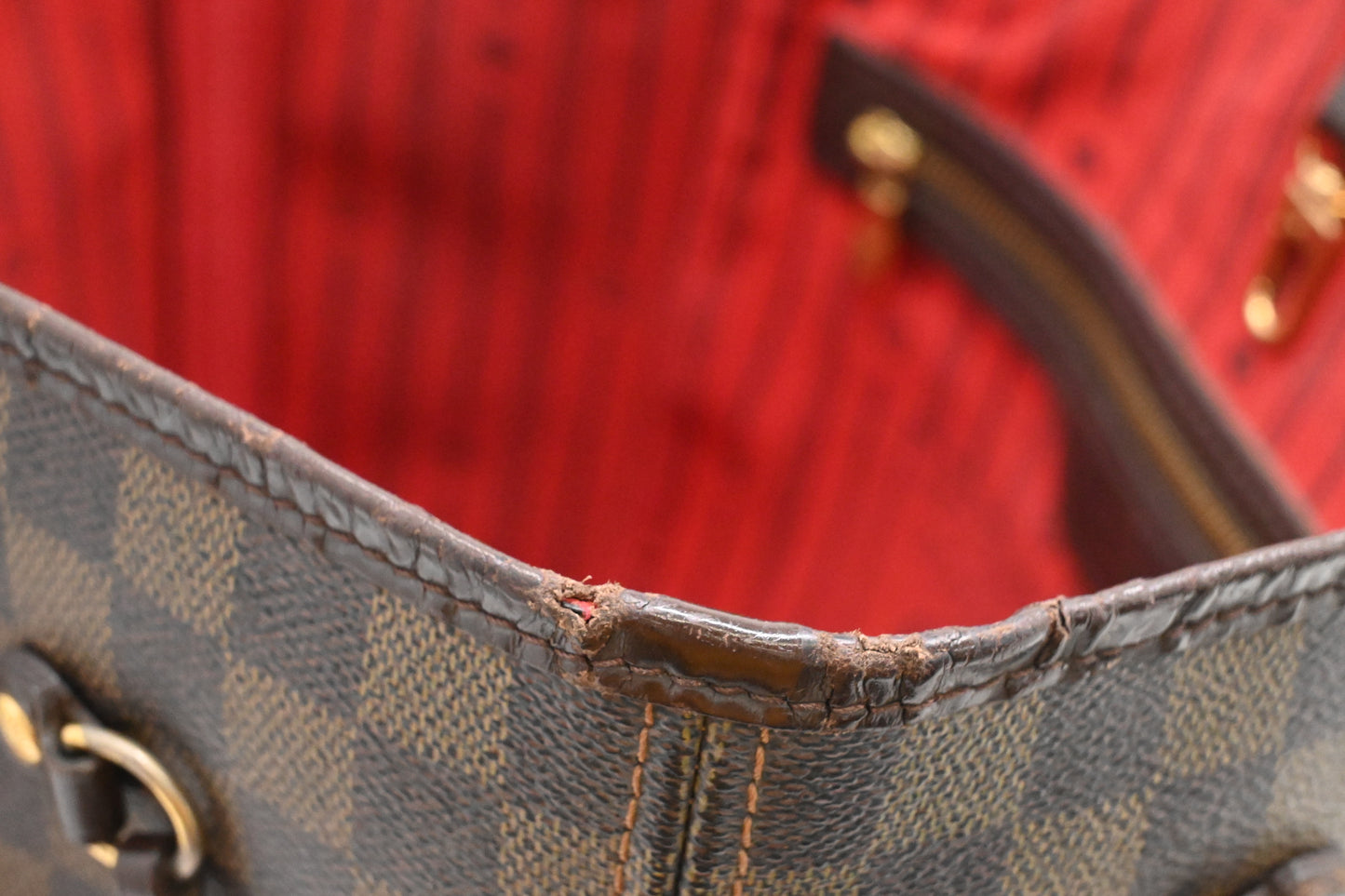 Louis Vuitton Neverfull MM in Damier Ebene Canvas