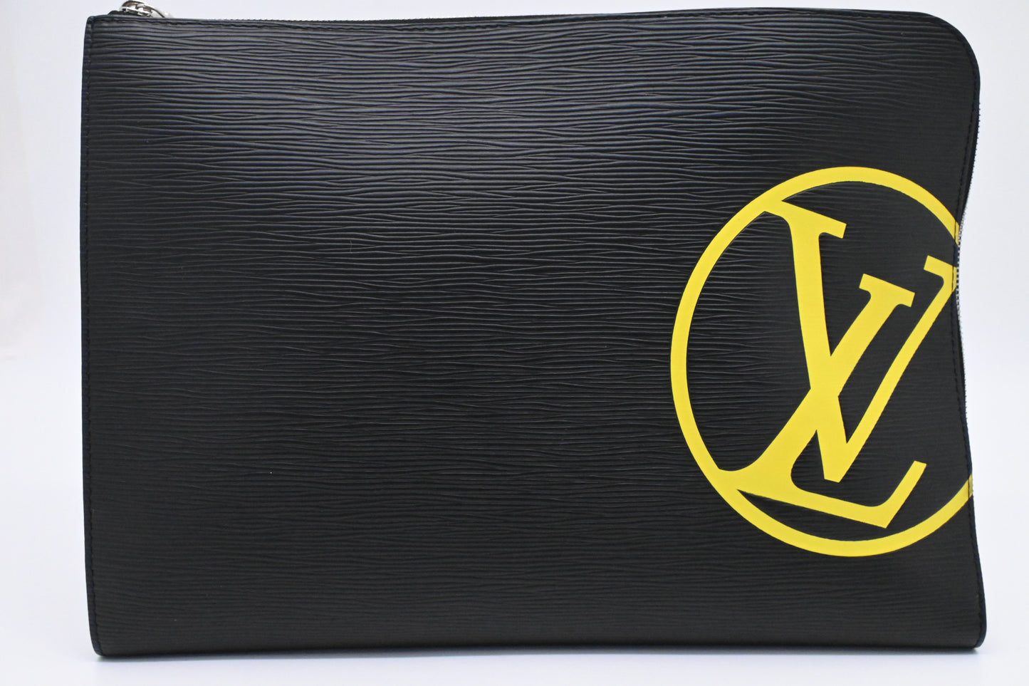 Louis Vuitton Pochette Jules in Black Epi Leather