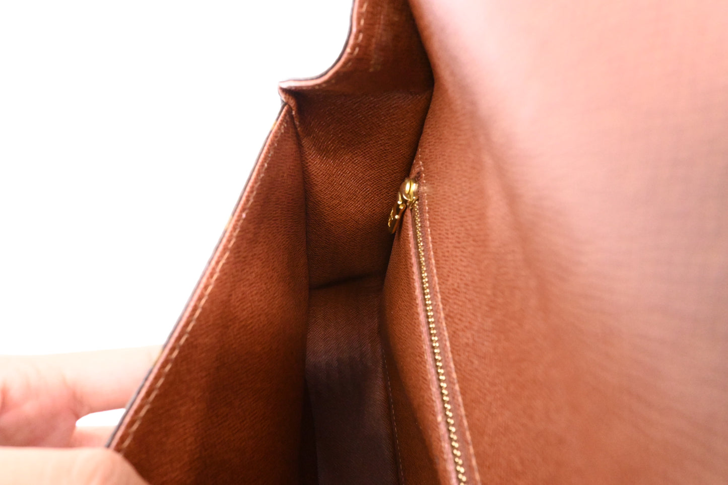 Louis Vuitton Saint Cloud GM in Monogram Canvas