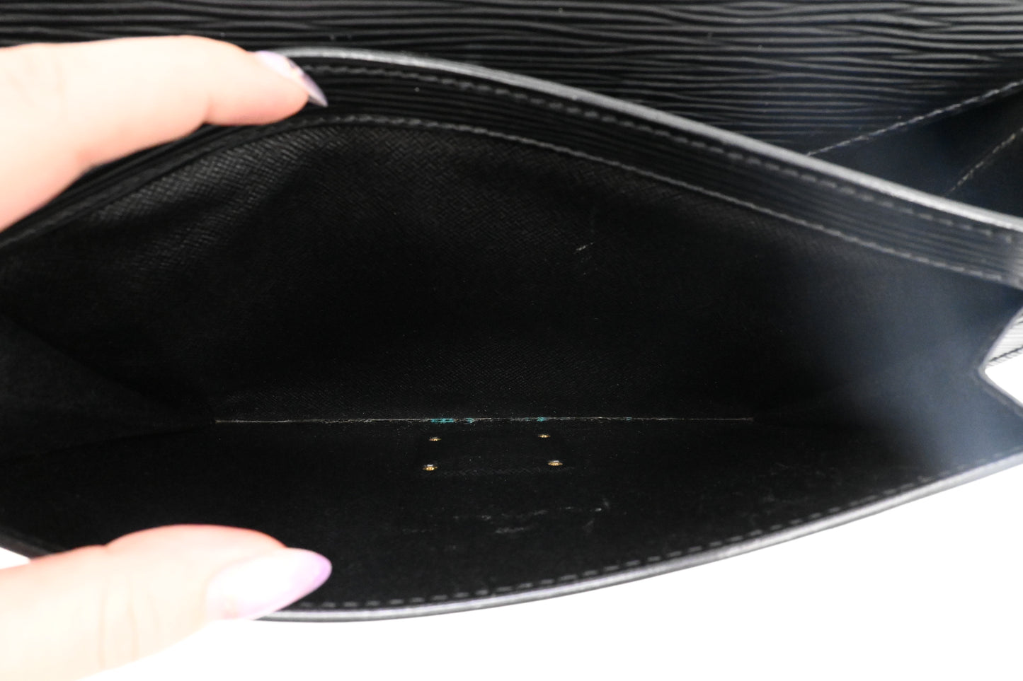 Louis Vuitton Sellier Dragonne in Black Epi Leather