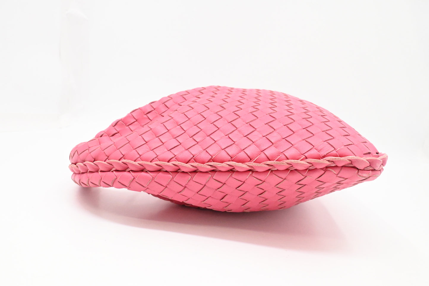 Bottega Veneta Hobo Bag in Pink Intrecciato Leather