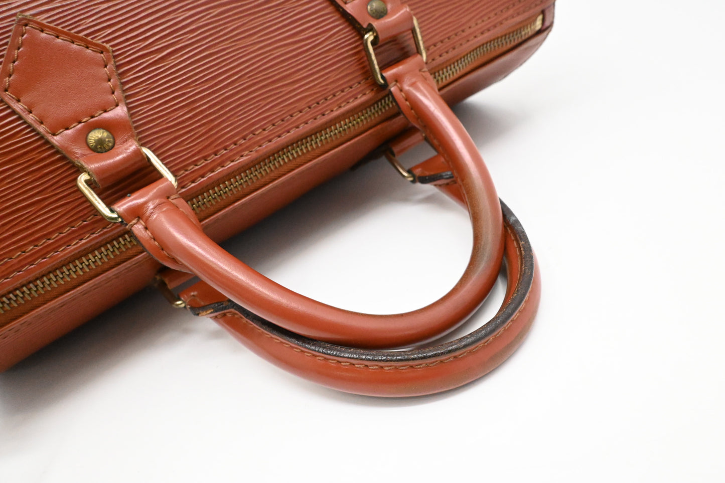 Louis Vuitton Speedy 30 in Kenyan Fauve Epi Leather