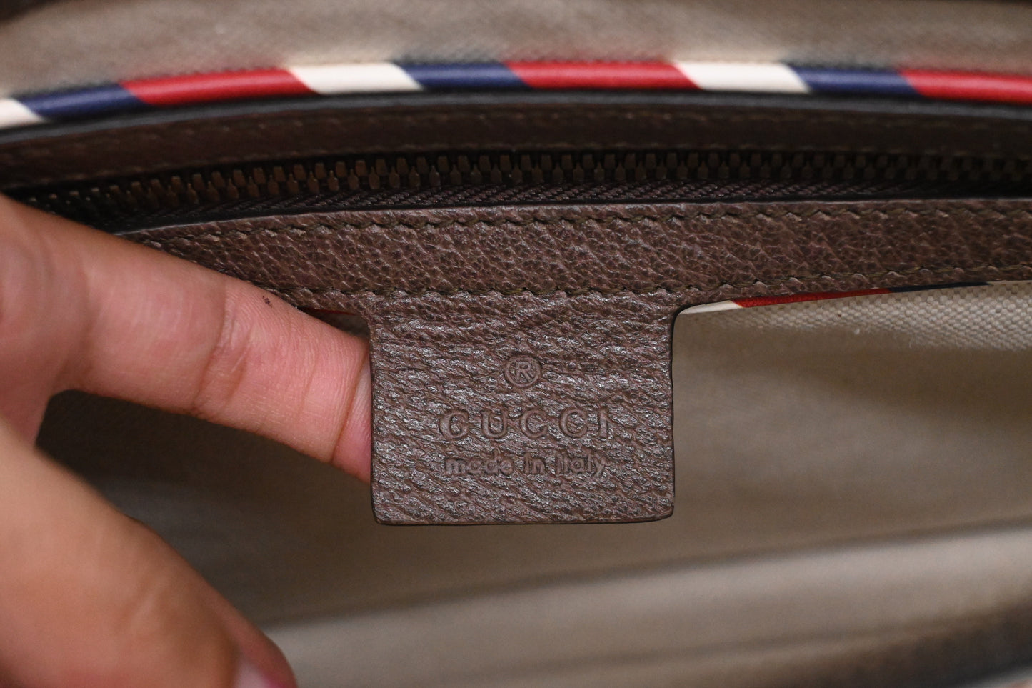 Gucci Shoulder Bag in GG Supreme Patchwork Canvas